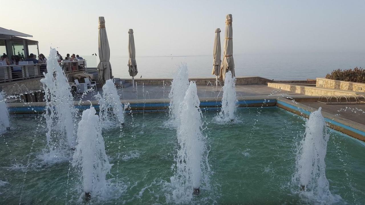 Blue Elegance City Center Heraklion Apartment Екстериор снимка