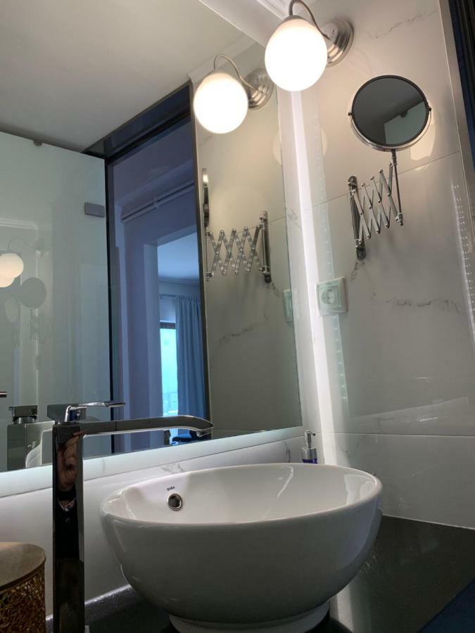 Blue Elegance City Center Heraklion Apartment Екстериор снимка